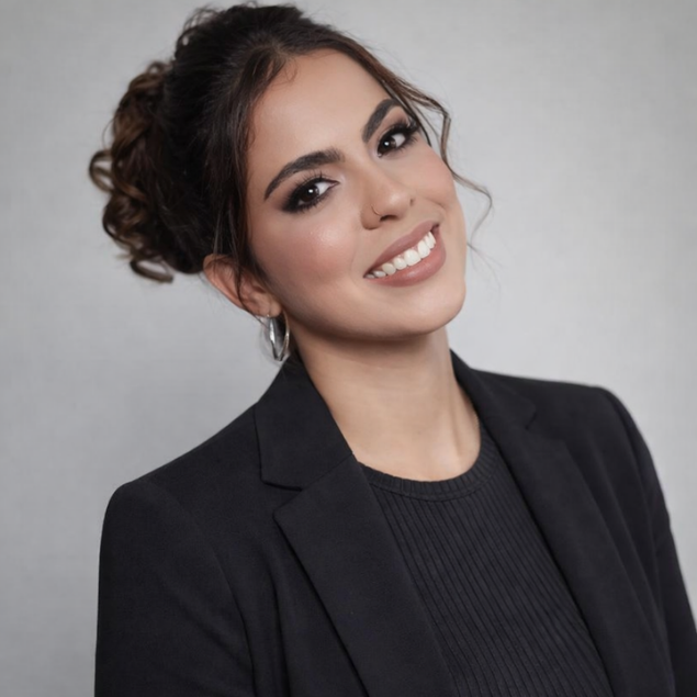 Geovanna Camile, social media
